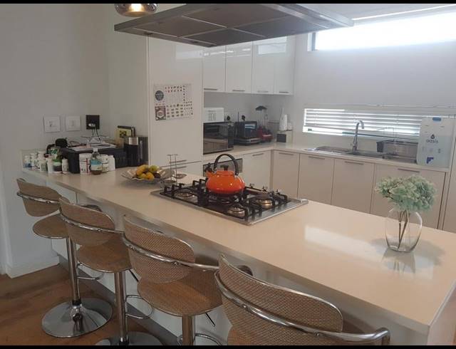 2 BEDROOM APARTMENT FOR SALE IN STEYN CITY